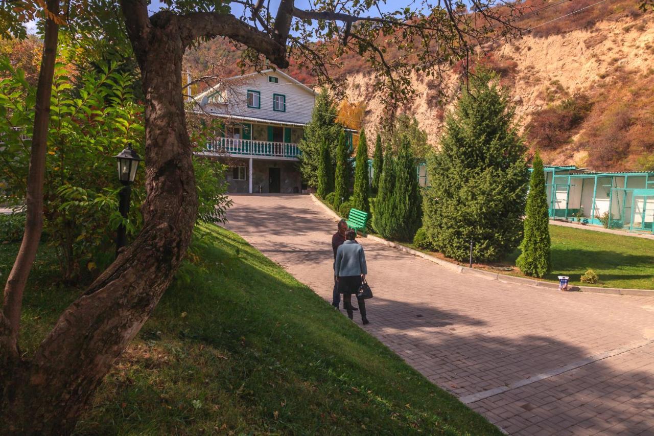 Sunkar Hotel Almaty Exterior foto